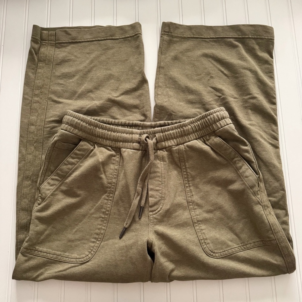 Athleta Farallon Heathered Wide Crop Pants - Size 4 Tall